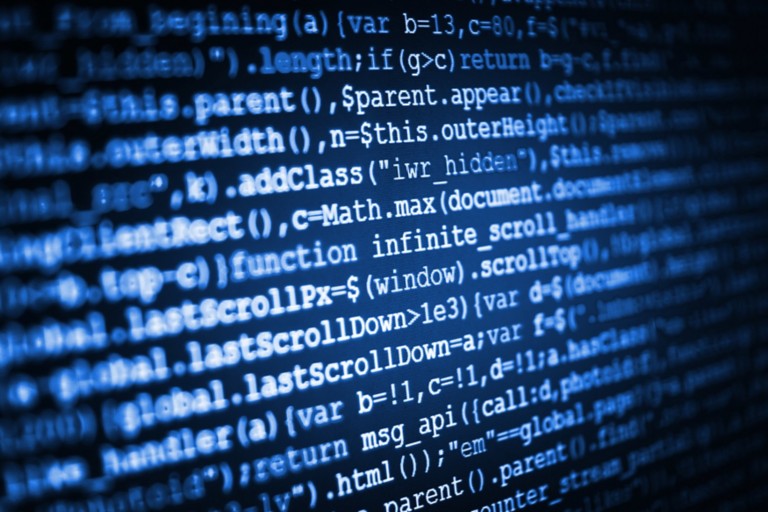 coding-on-monitor 